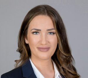 Immobilien, Makler, Haus, Wohnung, Eigentumswohnung, Kauf, Miete, verkaufen, vermieten, Düsseldorf, Düsseldorf-Nord, Düsseldorfer Norden, Duisburg, Duisburg-Süd, Duisburger Süden, Eigentümer, Eigentum, Vermietung, Vermieter, Immobiliensuche, suchen, Immobilienmakler, real estate agency, real estate agent, Haus kaufen, Haus mieten, Wohnung kaufen, Wohnung mieten, Immobilienexperte, Immobilienberater, Wittlaer, Kaiserswerth, Kalkum, Angermund, Lohausen, Stockum, Golzheim, Zuhause, ASSVOR, Kaufpreis, Herr Krüll, Kontakt, Team