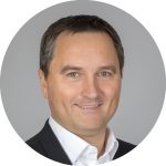 Marcus Krüll Immobilien, Makler, Haus, Wohnung, Eigentumswohnung, Kauf, Miete, verkaufen, vermieten, Düsseldorf, Düsseldorf-Nord, Düsseldorfer Norden, Duisburg, Duisburg-Süd, Duisburger Süden, Eigentümer, Eigentum, Vermietung, Vermieter, Immobiliensuche, suchen, Immobilienmakler, real estate agency, real estate agent, Haus kaufen, Haus mieten, Wohnung kaufen, Wohnung mieten, Immobilienexperte, Immobilienberater, Wittlaer, Kaiserswerth, Kalkum, Angermund, Lohausen, Stockum, Golzheim, Zuhause, ASSVOR, Kaufpreis