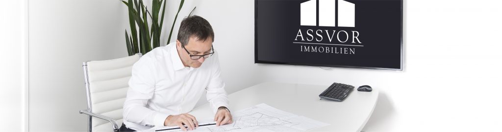 Immobilien, Makler, Haus, Wohnung, Eigentumswohnung, Kauf, Miete, verkaufen, vermieten, Düsseldorf, Düsseldorf-Nord, Düsseldorfer Norden, Duisburg, Duisburg-Süd, Duisburger Süden, Eigentümer, Eigentum, Vermietung, Vermieter, Immobiliensuche, suchen, Immobilienmakler, real estate agency, real estate agent, Haus kaufen, Haus mieten, Wohnung kaufen, Wohnung mieten, Immobilienexperte, Immobilienberater, Wittlaer, Kaiserswerth, Kalkum, Angermund, Lohausen, Stockum, Golzheim, Zuhause, ASSVOR, Kaufpreis, Herr Krüll ,Aktuelles, Tipps, Privatverkauf, Mittelpunkt, erster, Eindruck, Räume, aufgeräumt, Immpuls